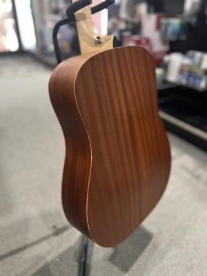 Taylor Guitars - ACADEMY 10E 2